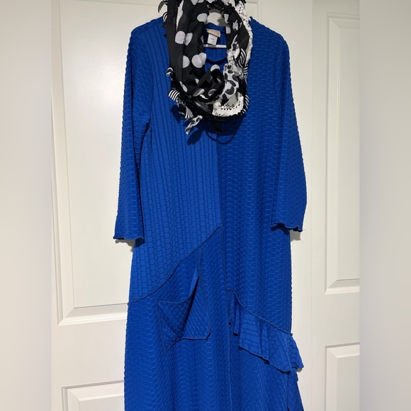 Black and White Polka Dot Homemade Scarf - Picture 3 of 3